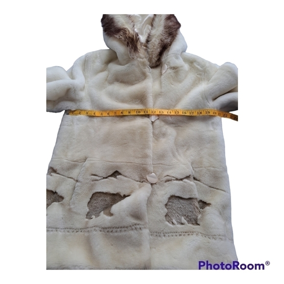 Vintage Penmans faux fur womens coat with hood, off white, Medium,bears pattern - Picture 11 of 16